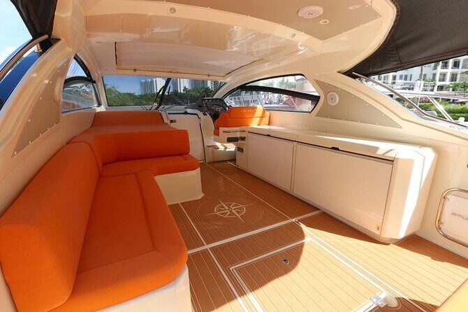 52' Azimut Yacht Charter - Who Is This Yacht Experience Best For?