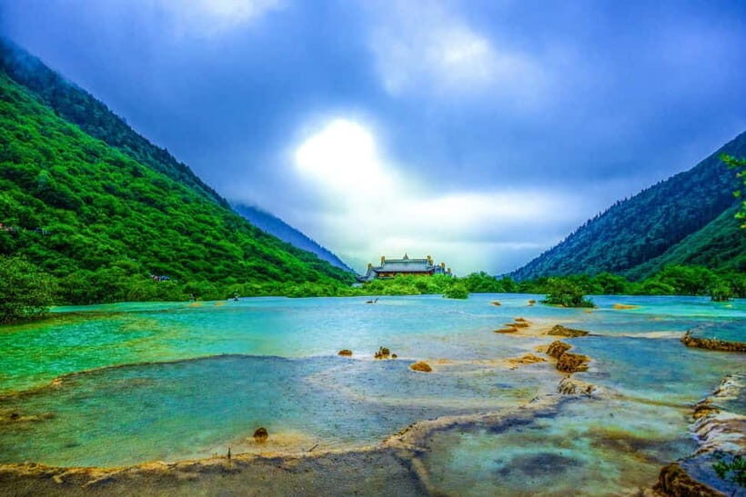 6 Day Chengdu & Jiuzhaigou Leisure Journey - Transportation, Accommodation, and Value