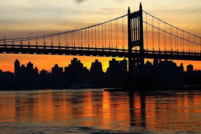 60-minute Sunset Skyline Cruise around Statue of Liberty - Authentic Traveler Perspectives