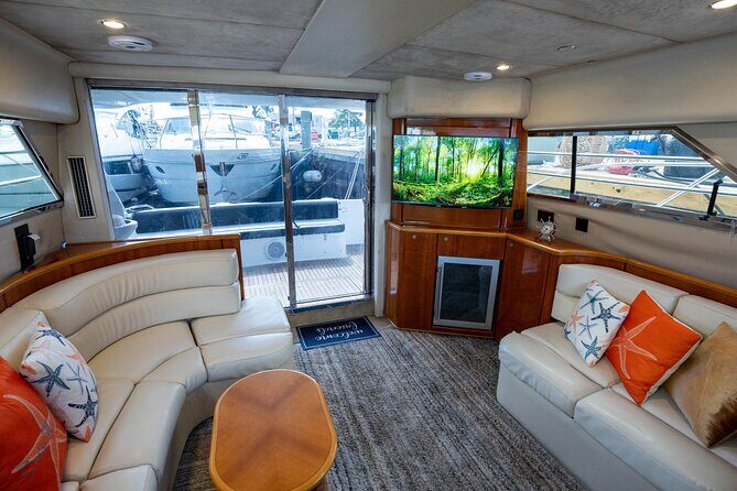 60ft 1 Hour FREE | Miami Yacht Rental | 3 to 6 Hours | 13 People - In The Sum Up
