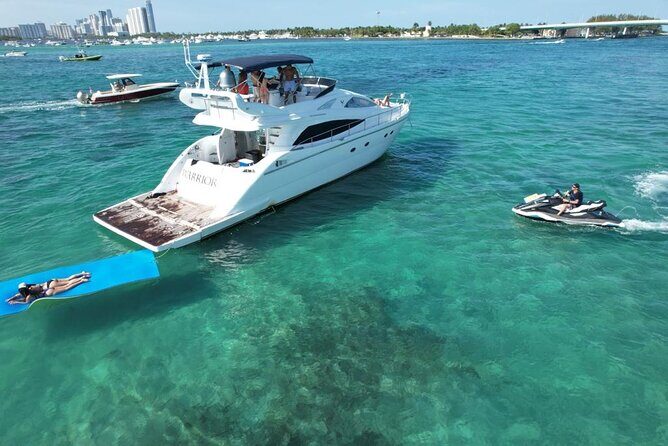65ft Yacht Charter in Miami - Who Should Consider This Yacht Charter?