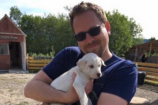 7 Hour Private Emerald Lake Van Excursion - In-Depth Look at the 7 Hour Private Emerald Lake Van Excursion