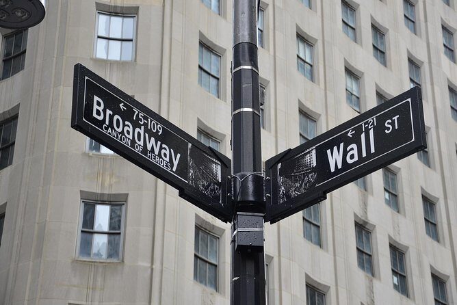 9/11 Memorial, Statue of Liberty and Ellis Island Guided Tour - In-depth review of the 9/11 Memorial, Statue of Liberty, and Ellis Island Guided Tour