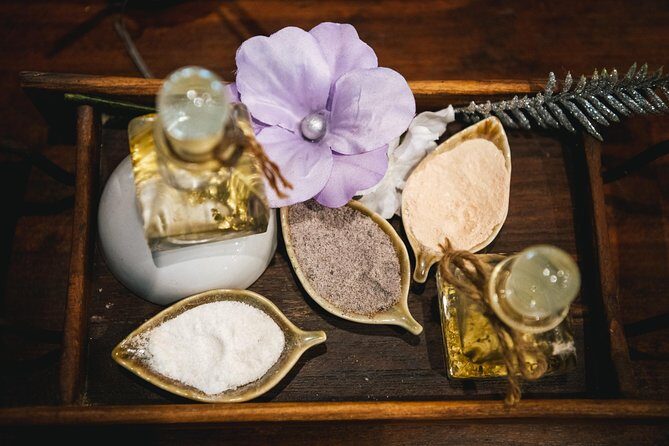 90 mins of Relaxing Foot and Back with thai balm or Oil - Detailed Review of the Experience