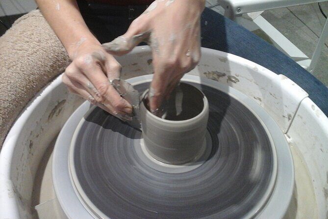 90-Minutes of Pottery Fun - A Detailed Look at the Pottery Experience in Seattle