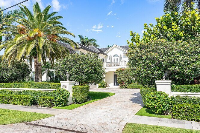 A Coastal Family Escape in Manalapan - What the Tour Means for You as a Traveler