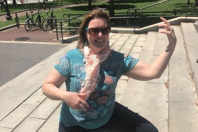 Adventurous Scavenger Hunt in Lansing by Wacky Walks - FAQs