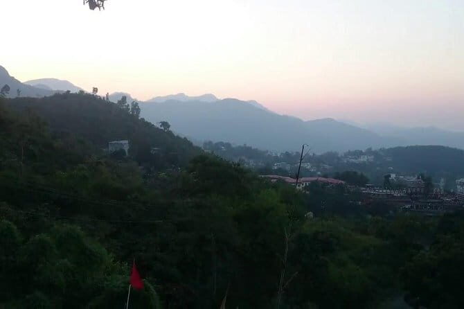 Affordable Dehradun Airport Transfer. - How the Ride Unfolds