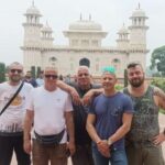Agra : Full Day Sightseeing Tour Of Agra With Guide only - Who Should Take This Tour?