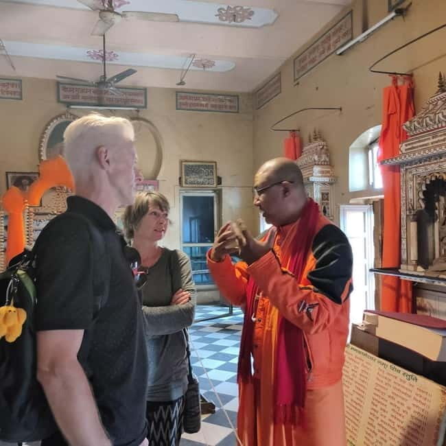 Agra: Old City Walk with Food Tasting - What’s Included & What’s Not