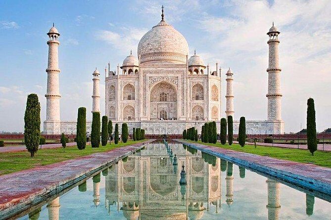 Agra Taj Mahal Sunrise tour - The Experience and What It Offers