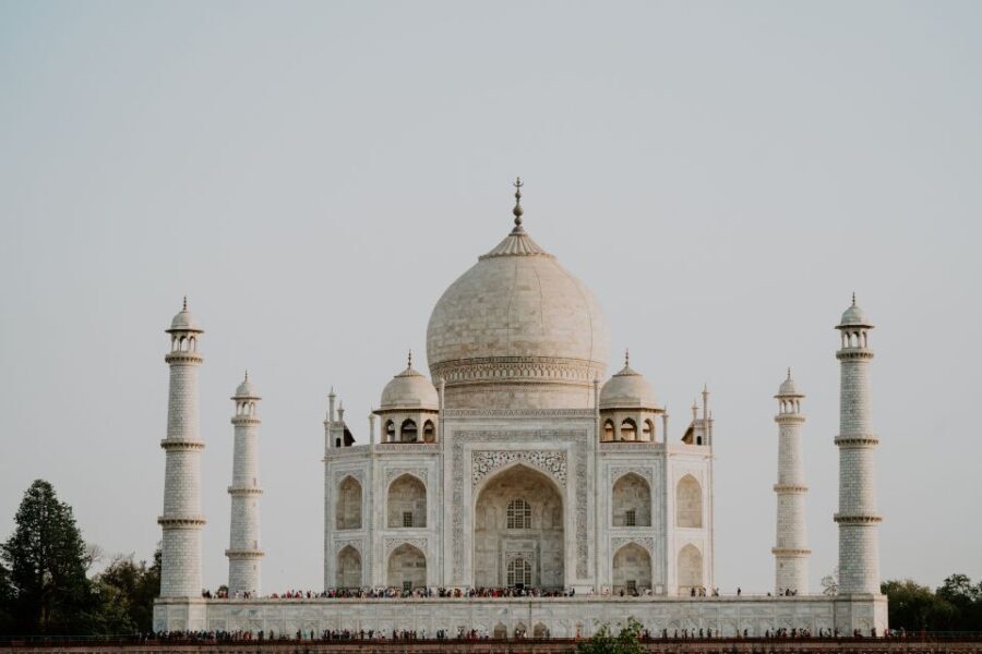 Agra: Taj Mahal with Mausoleum Skip-the-Line tickets & guide - Who Would Love This Tour?