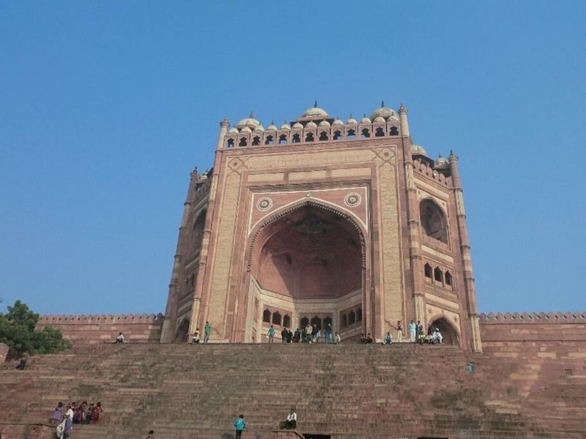 Agra to/from Jaipur with visiting stepwell & Sikri All Incl. - Why This Tour Offers Value