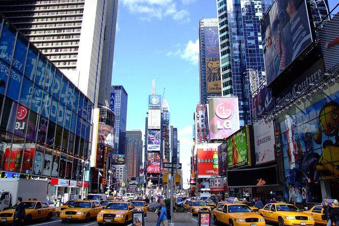 Airport Transfer: New York to Newark Airport EWR by Business Car - Who Will Appreciate This Service?