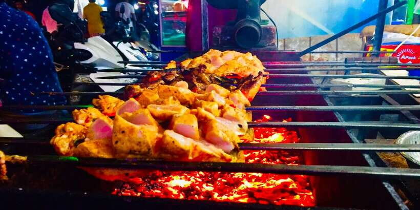 ALL INCLUSIVE Colombo Food Experience Tour - Evening / Night - Authenticity and Authentic Experiences