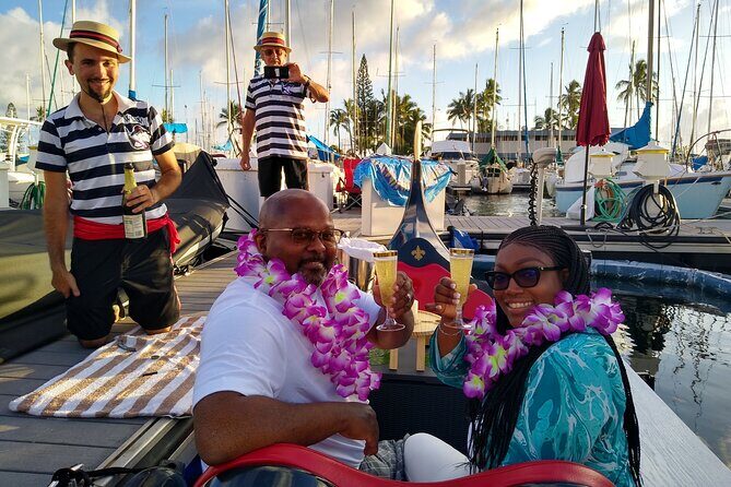 Aloha Gondola Cruise with drinks & pastries - The Sum Up