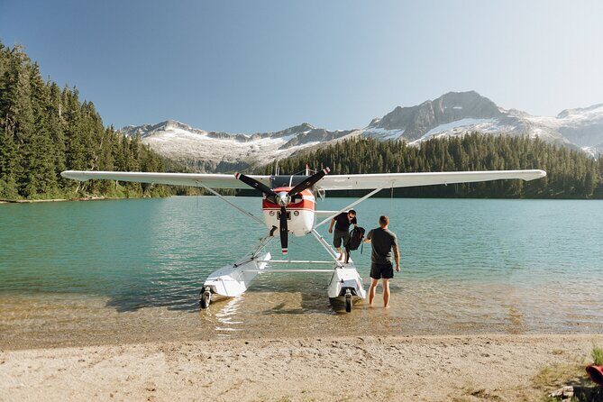 Alpine Lake Flightseeing Experience from Squamish - Discovering the Beauty of Squamish from Above