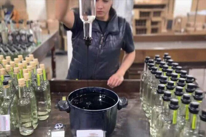 An adventure for the senses: Mezcal, fields and crafts. - A Deep Dive into the Itinerary