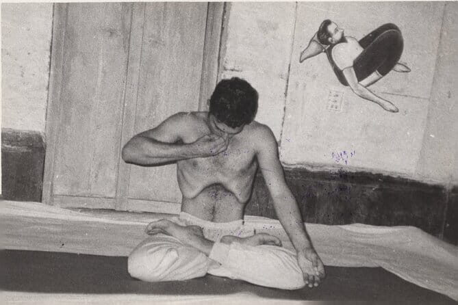 Ancient Yoga Private Class in Varanasi - Why This Yoga Class Offers More Than Just Stretching