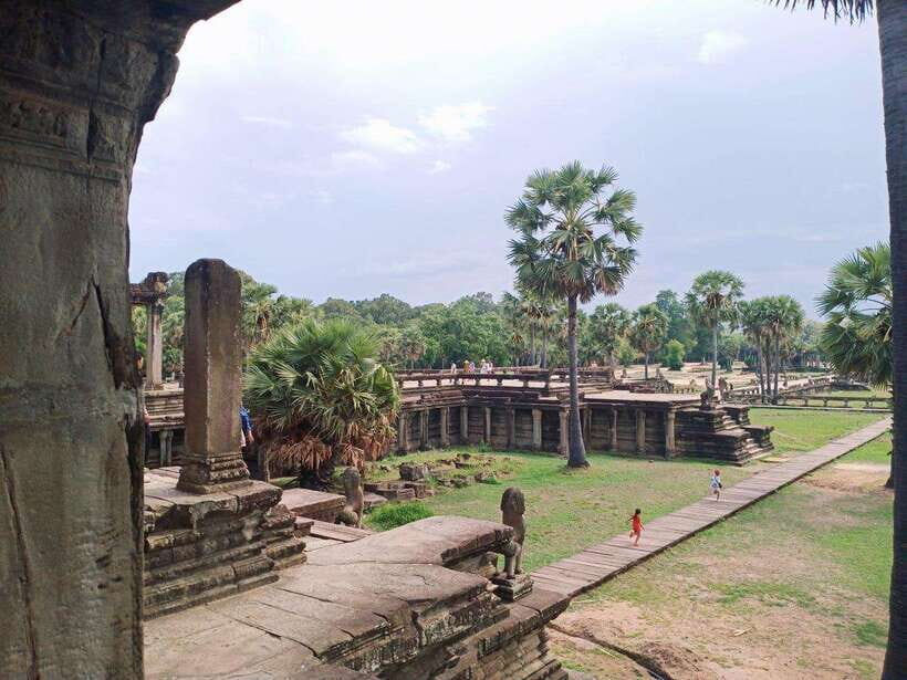 Angkor Wat, Angkor Thom, and Ta Prohm Day Trip with Sunset - How Does the Tour Deliver Value?
