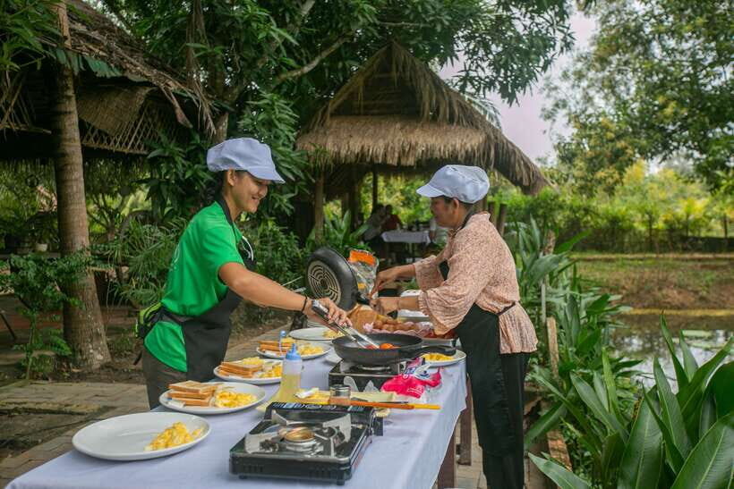 Angkor Wat: Guided Sunrise Bike Tour w/ Breakfast and Lunch - What the Experience Feels Like