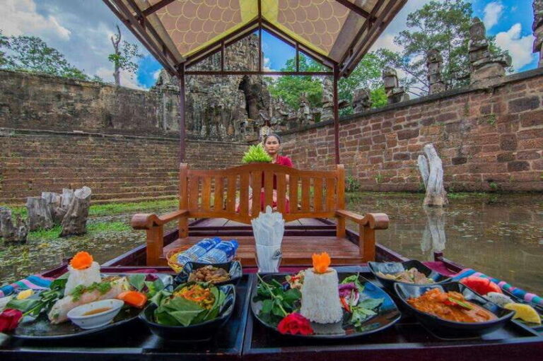 Angkor Wat: Private Sunrise Tour with Champagne Breakfast - A Unique Champagne Breakfast on the Water