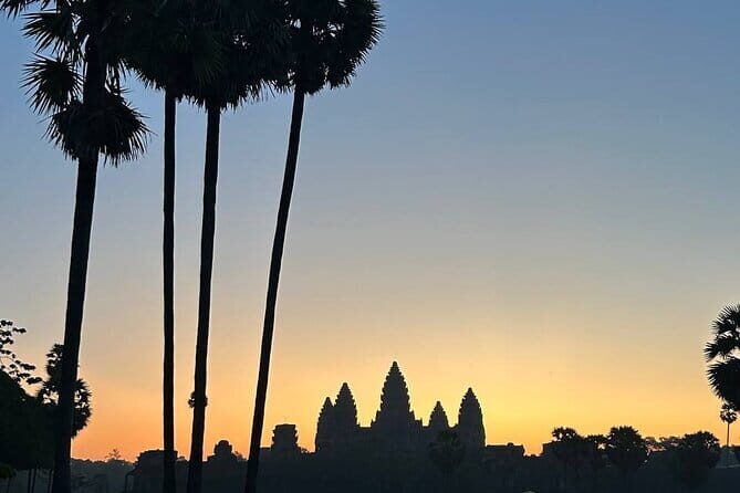 Angkor Wat Sunrise Small-Group 1-Day Tour from Siem Reap - Who Should Consider This Tour?
