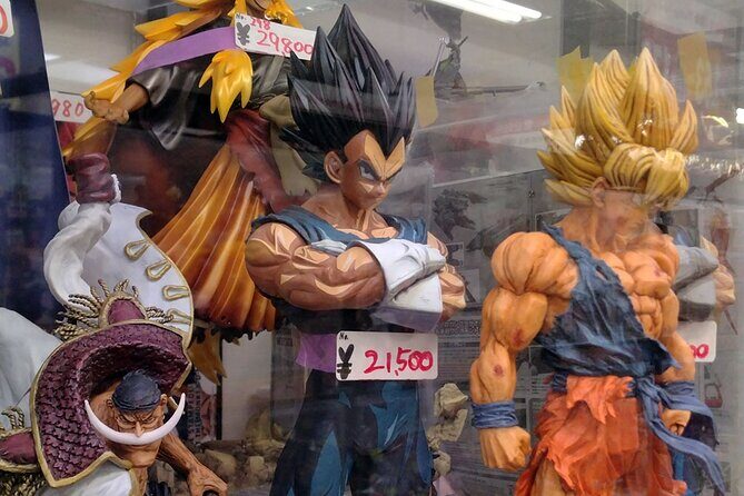 Anime shopping tour in Osaka: figures, Manga, Maid Cafe, Knife - What Makes This Tour Stand Out?
