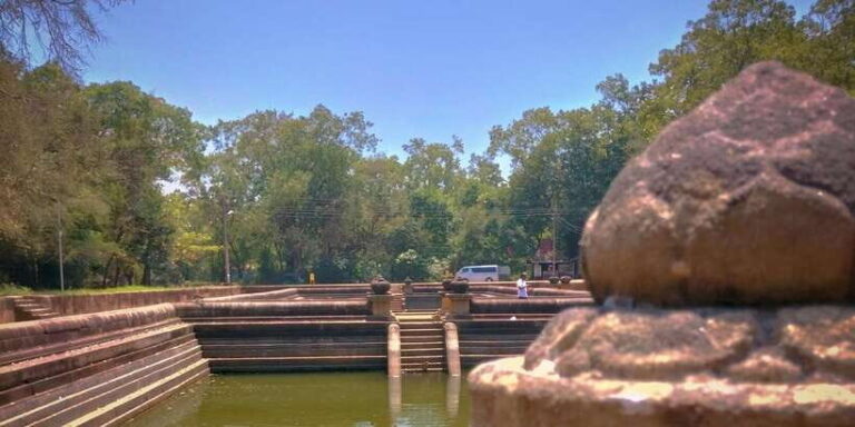 Anuradhapura Private Ancient City Day Tour - Breakdown of the Itinerary