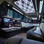 Arrival Transfer Montreal Airport YUL to Montreal by Limos or Bus - Who Would Love This Service?