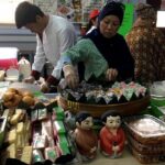 Asia in Queens: Exploring NYCs Largest Chinatown - What You Can Expect: Food, Culture, and Hidden Gems