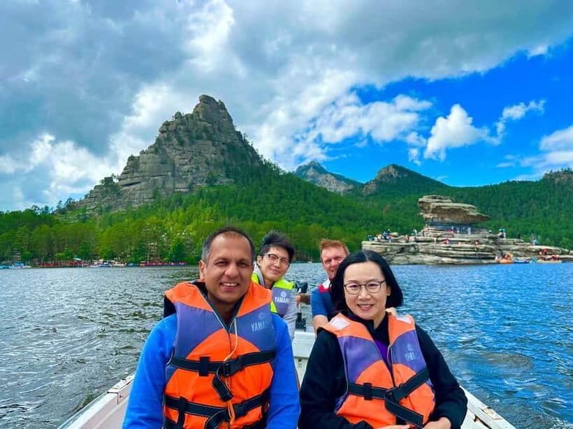 Astana: Burabay National Park Tour with Lunch and Pickup