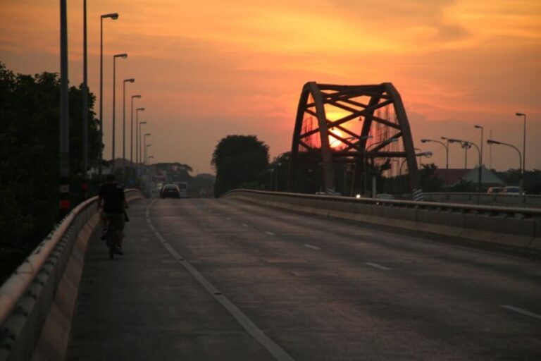 Ayutthaya: 3-Hour Sunset Ride Bike Excursion - An In-Depth Look at the Ayutthaya Sunset Bike Tour