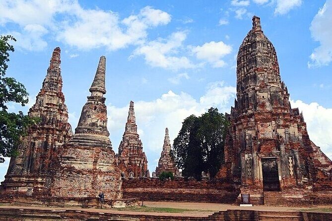 Ayutthaya Funky Frogy Tuk Tuk Experience With Famous Temple - Who Will Enjoy This Tour?