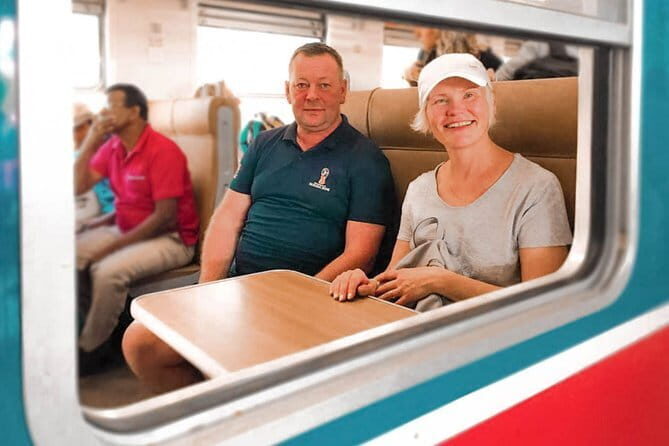 Badulla to Colombo train ride on (Train No: 1002 "Denuwara Menike") - Authenticity and Comfort: What Travelers Say