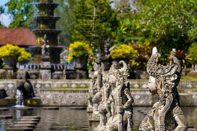 Bali Gate of Heaven Temple, Waterfall, Water Palace & Swing - FAQ