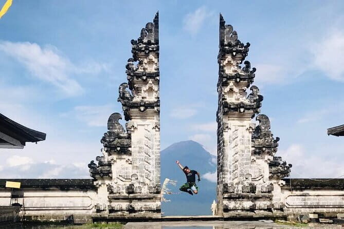 BALI INSTAGRAM TOURS; Heaven Gate, Tirta Gangga, Tukad Cepung waterfall - What We Love and What to Consider
