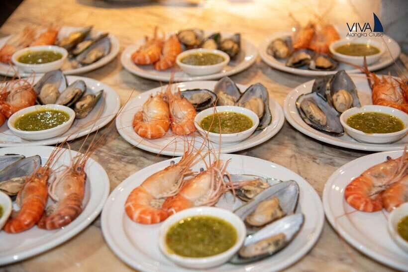 Bangkok: Alangka Luxury Chao Phraya Dinner Cruise - A Deep Dive into the Experience