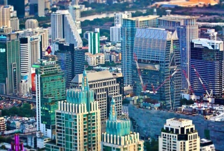 Bangkok: Baiyoke Observation Deck with Lunch/Dinner Buffet - In-Depth Look at the Baiyoke Observation Deck and Buffet Experience
