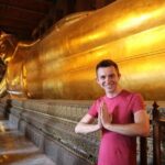 Bangkok City & Temple Tour By Selfie Expert : WatTraimit & WatPho - Itinerary Breakdown: What to Expect at Each Stop