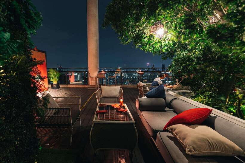 Bangkok: Enjoy Fine Thai Food with Panoramic Rooftop Views - Who Will Love This Experience?