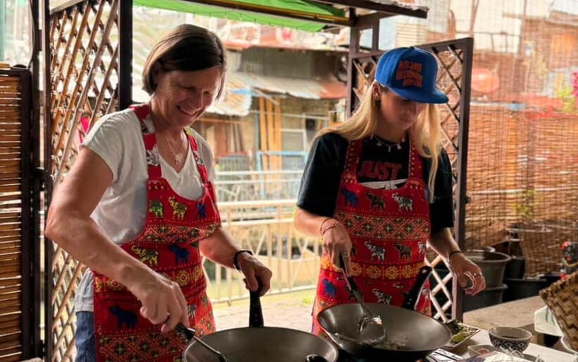 Bangkok: Favourite Thai Flavors Cooking Class by Smart Cook - The Authenticity and Value