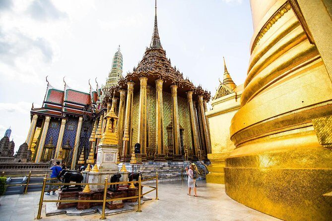 Bangkok Grand Palace and Emerald Buddha Tour - FAQ