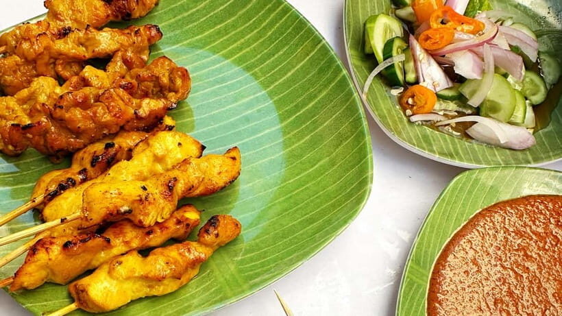 Bangkok: Guided Tour of Chinatown with Street Food Snacks - The Experience: What to Expect and Practical Tips