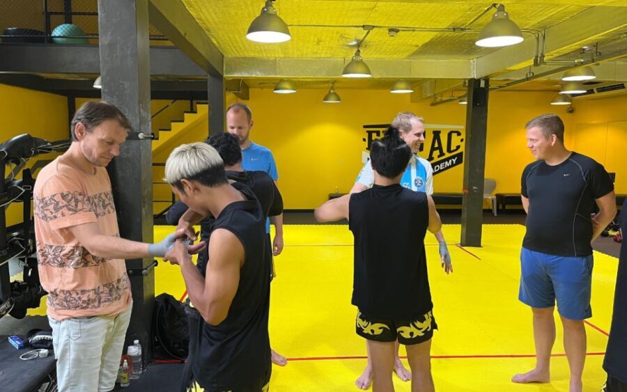 Bangkok: Learn 1-1 Muay Thai + Free Muaythai Shorts & Pickup - Who Is This Tour Best For?
