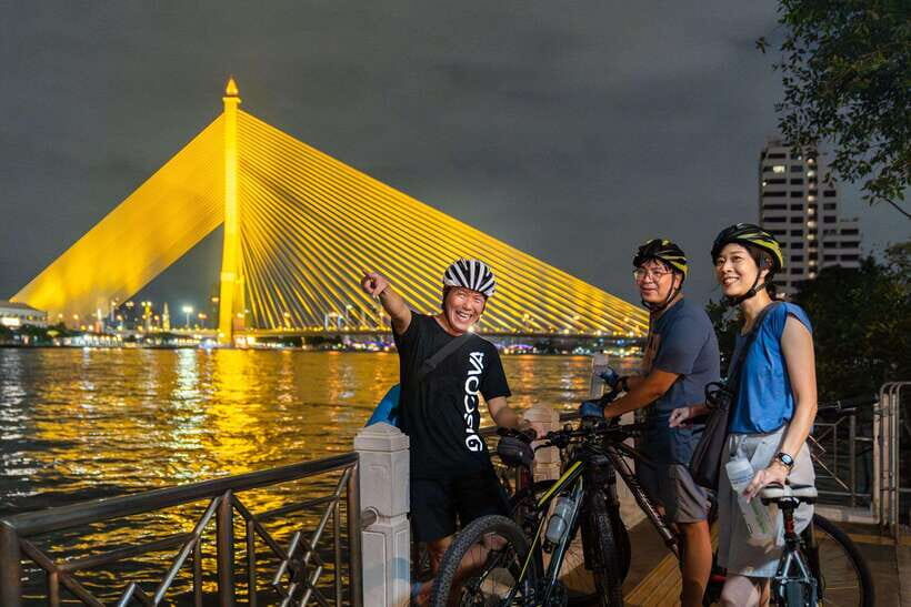 Bangkok: Night Bike Tour with Temples & Flower Market Visit - Who Will Love This Tour?