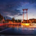 Bangkok Night Tour By TUK-TUK Visiting Wat Pho & Giant Swing (Private) - Key Points