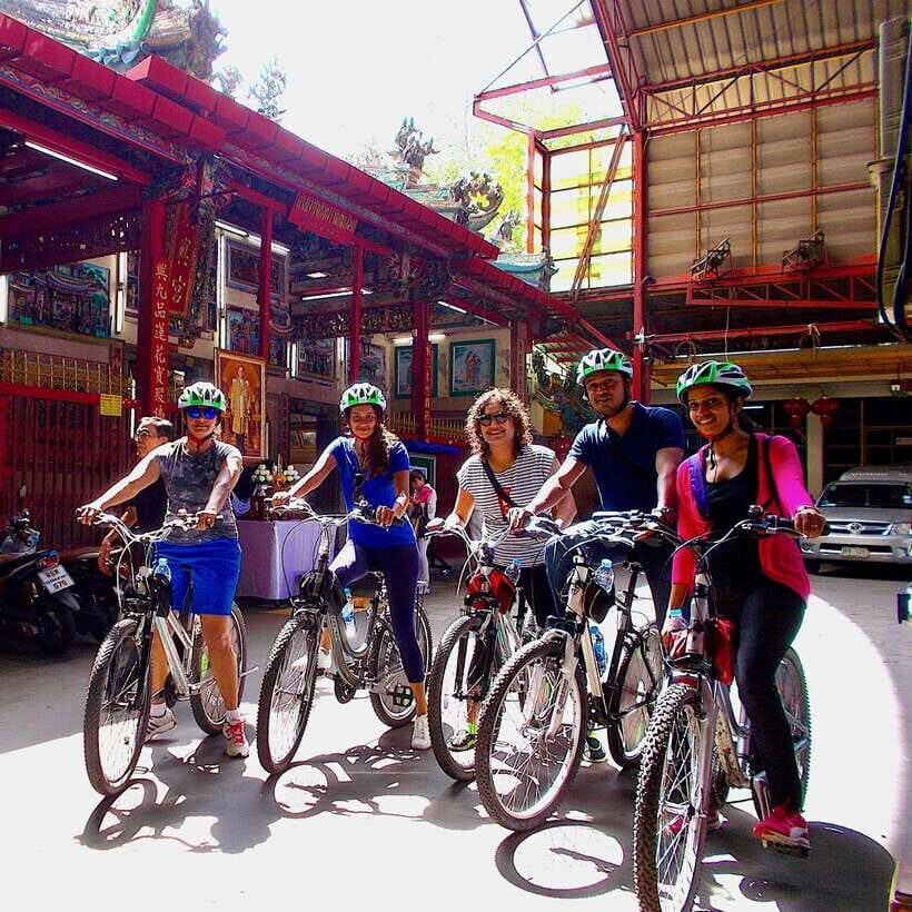 Bangkok: Thai culture and local life guided bike tour - A Deeper Look at the Bangkok Bike Tour