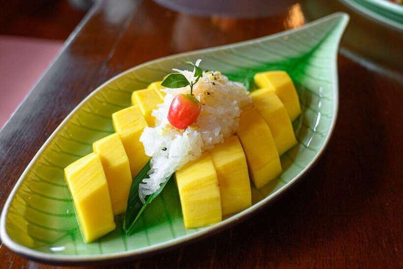 Bangkok: Thara Thong Royal Orchid Sheraton F&B Packages - An Authentic Thai Dining Experience with a View