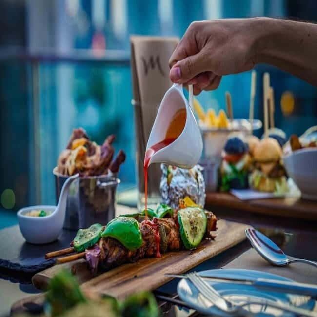 Bangkok: The Vue Bar Rooftop at Mercure Bangkok Sukhumvit 24 - The Value of The Vue Bar Rooftop